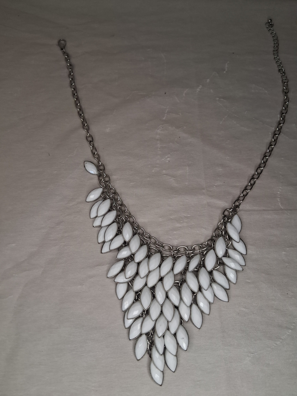 Elegant White Teardrop Bib Necklace - Women Jewelry
